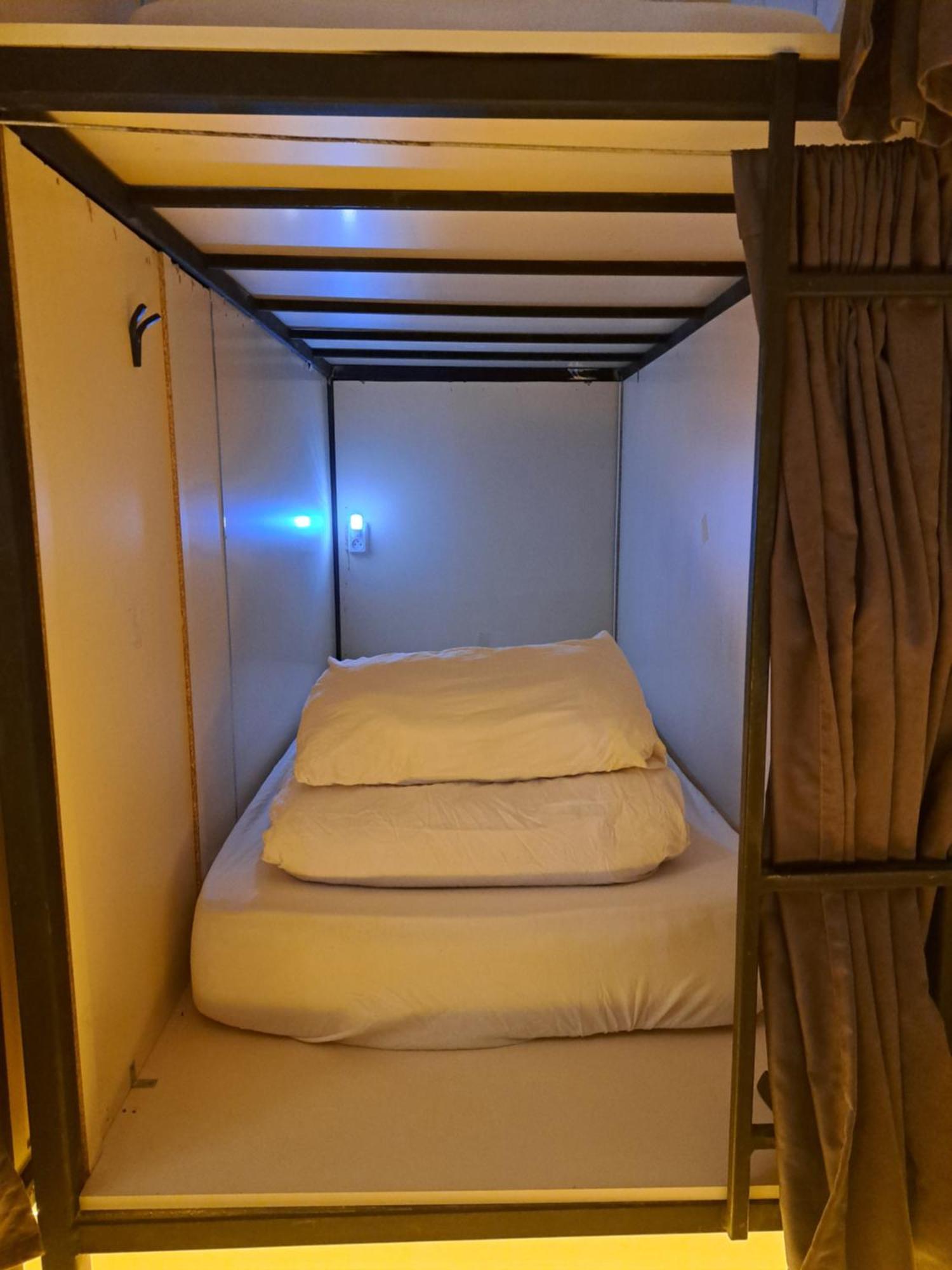 Karvi Hostel & Suites باتومي المظهر الخارجي الصورة